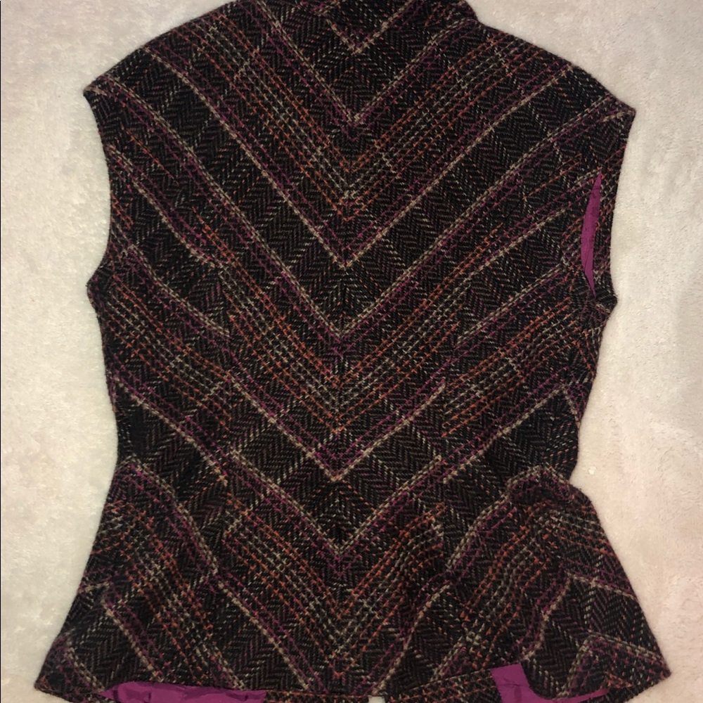 Woven vest.